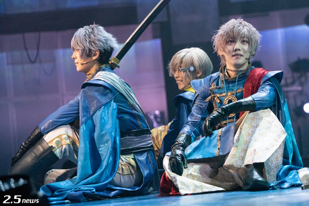 レポート 錆色のアーマ 外伝 碧空の梟 開幕 2 5news レポート 錆色のアーマ 外伝 碧空の梟 開幕 2 5news